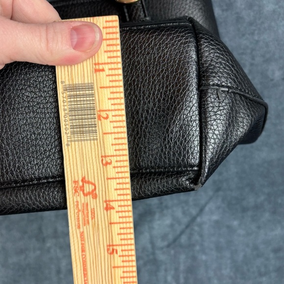 Anne Klein Black Tote Bag with Structured Design - Picture 5 of 15